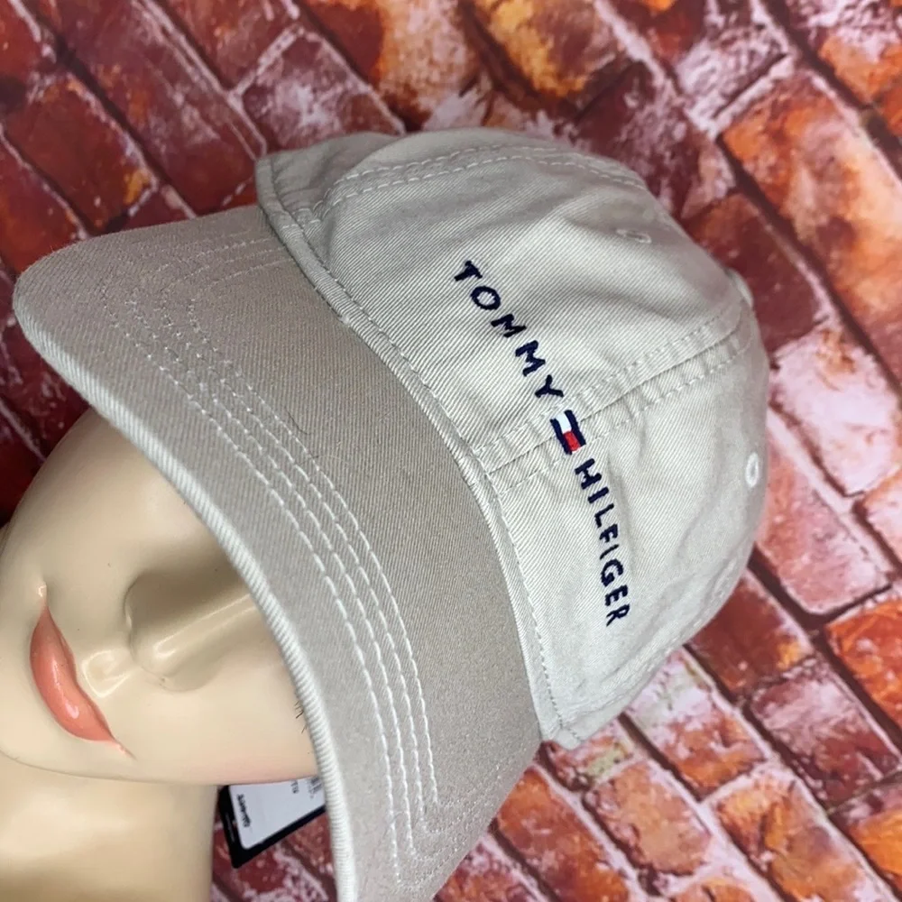 Tommy Hilfiger Tan Canvas Baseball Cap